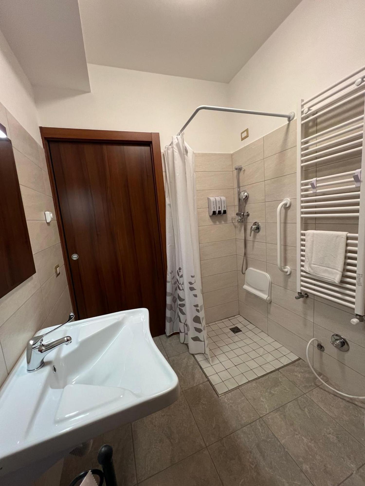 Sigis Hotel